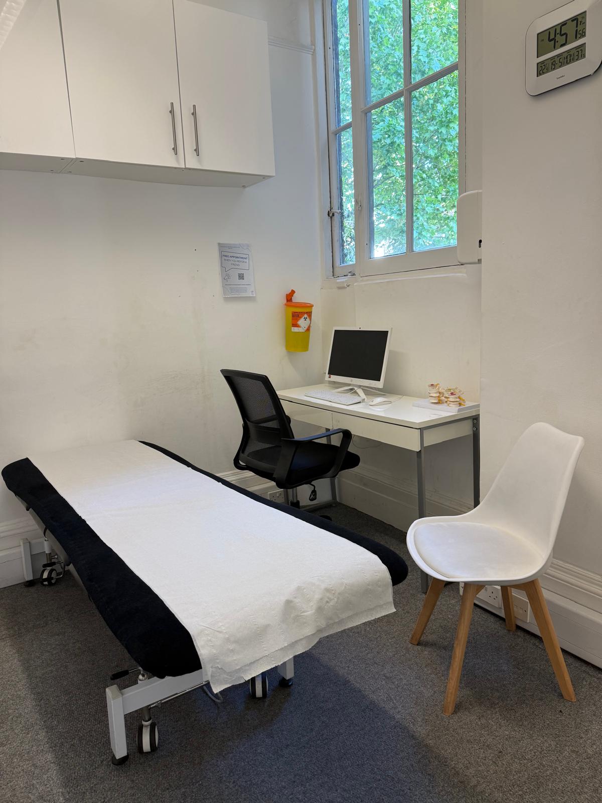 Sports Therapy Treatment Room at Osteopathy Physiotherapy London
